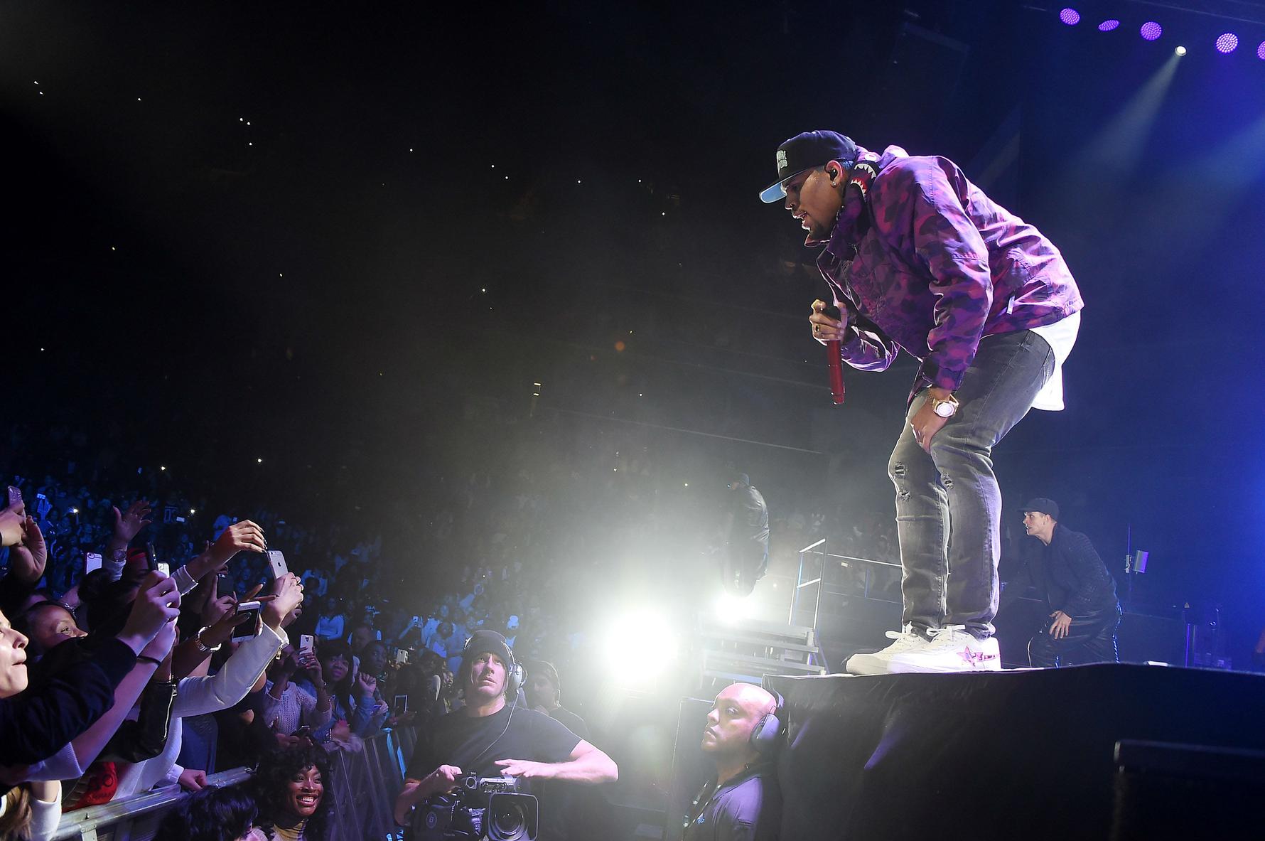 Place Concert Chris Brown Paris ▷ Chris Brown | Tickets Concerts and Tours 2023 2024 - Wegow