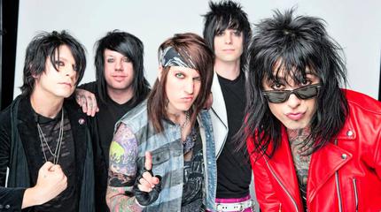 Promotional photograph of Foto Falling in Reverse 1.