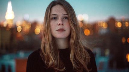 Fotografía promocional de Maggie rogers image