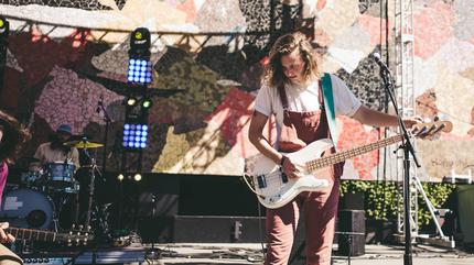 Fotografía promocional de Foto de Peach Pit