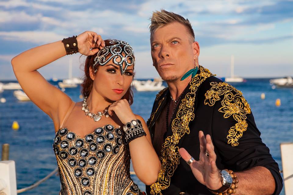 Fotografía promocional de 2 Fabiola