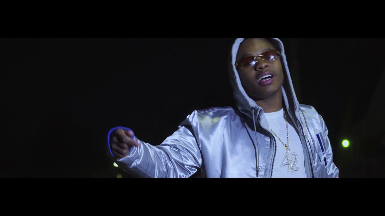 Promotional photograph of 42 Dugg.