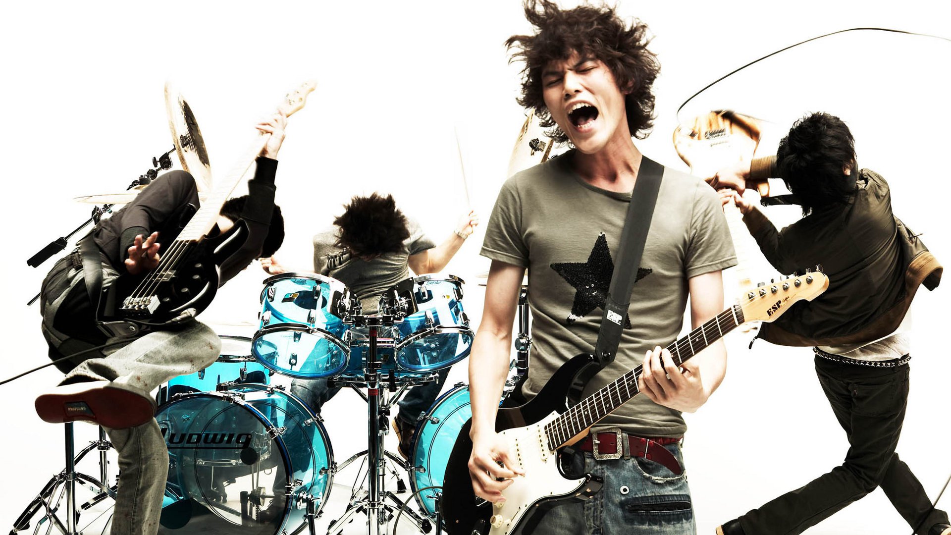 Promotional photograph of 9mm Parabellum Bullet.