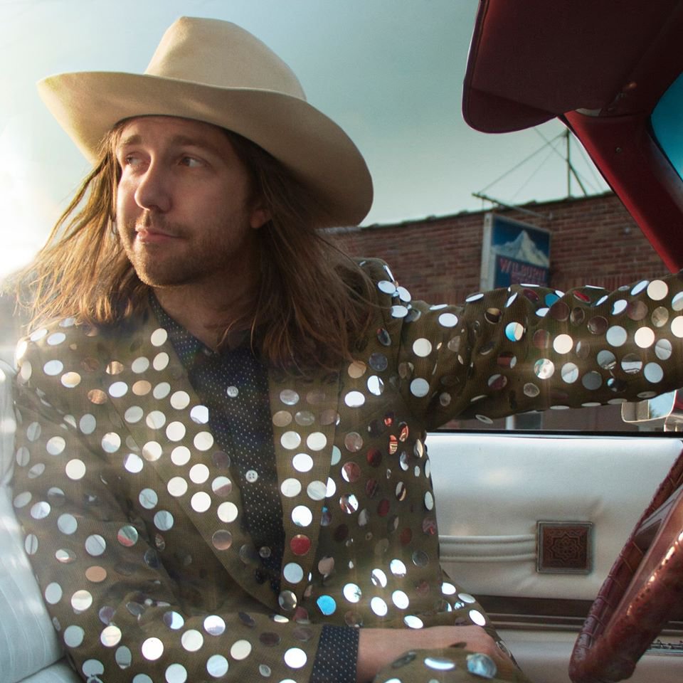 Promofoto von Concierto de Aaron Lee Tasjan en New York.