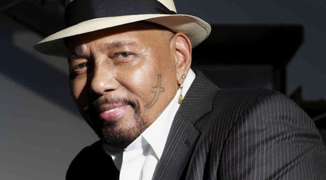 Promotional photograph of Aaron Neville.