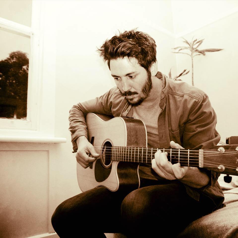 Fotografía promocional de Aaron Thomas