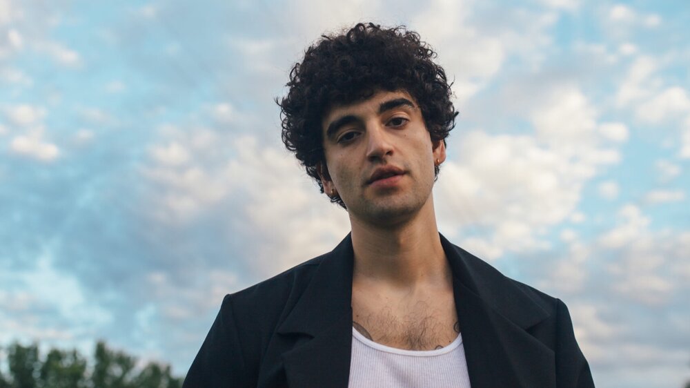 Fotografía promocional de Concierto de Adam Melchor en París