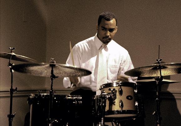 Fotografía promocional de Concierto de Adonis Rose en Nueva Orleans