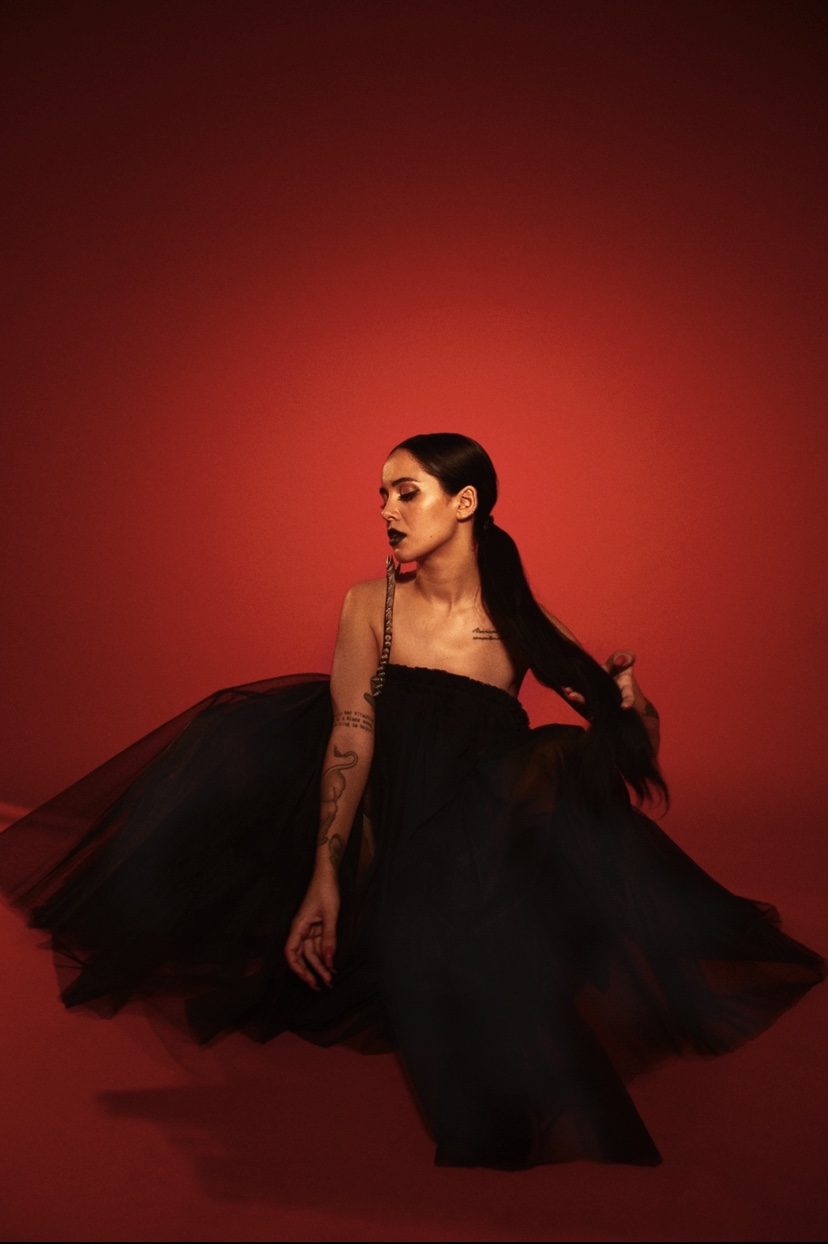 Fotografía promocional de Adriana Terrén