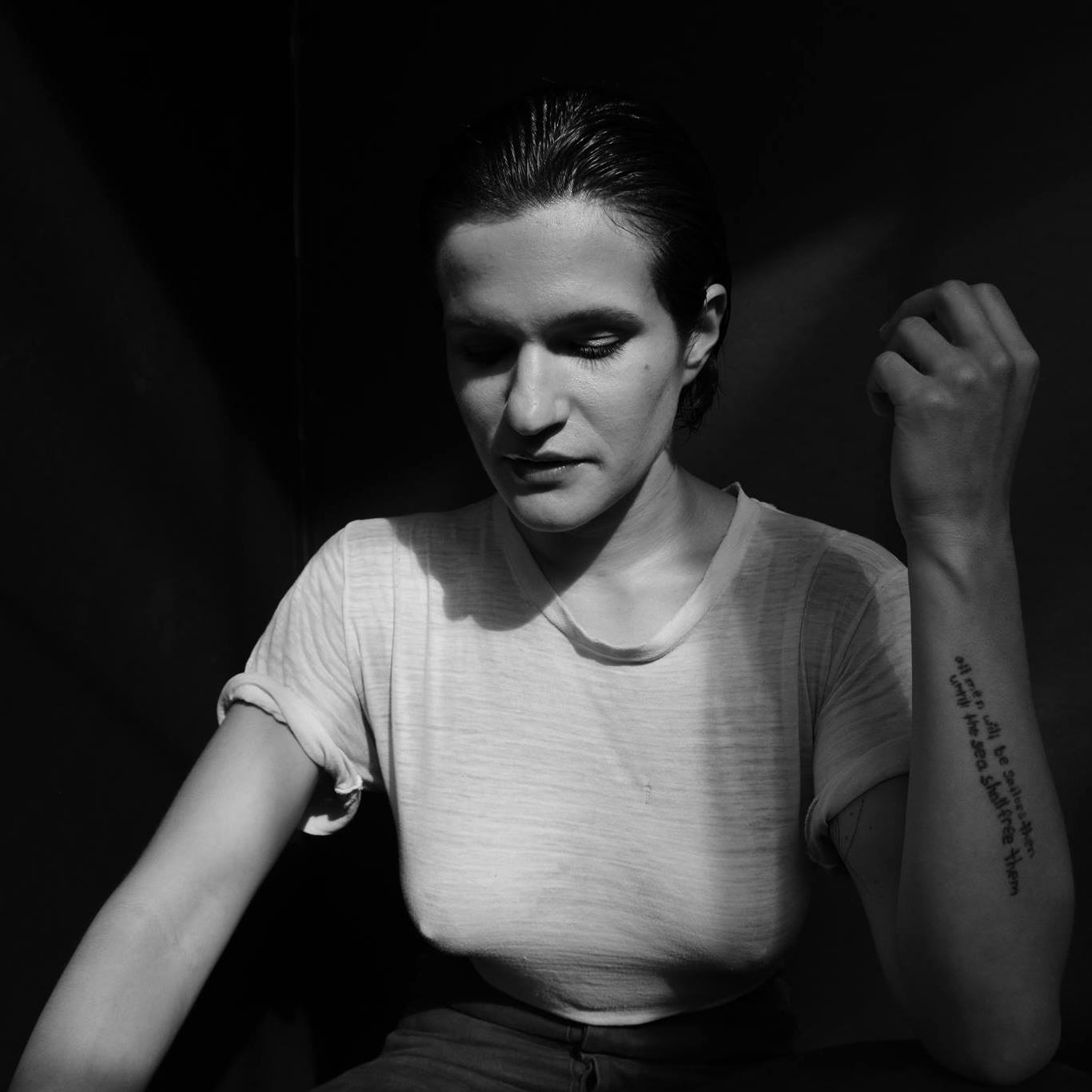 Fotografía promocional de Concierto de Adrianne Lenker en Northampton