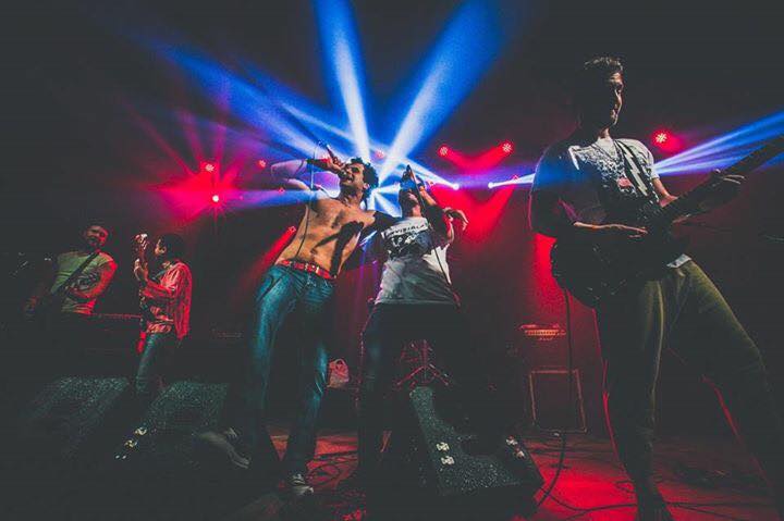 Fotografía promocional de Agila