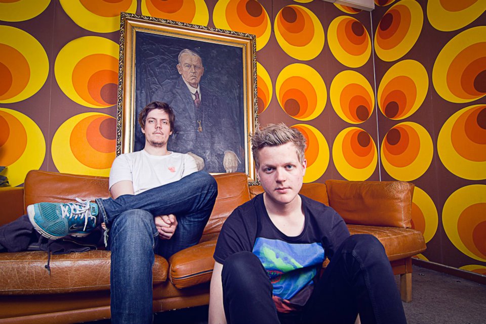 Fotografía promocional de Aiming For Enrike