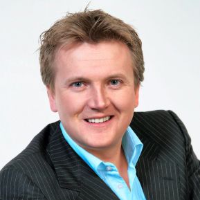 Promotional photograph of Aled Jones.