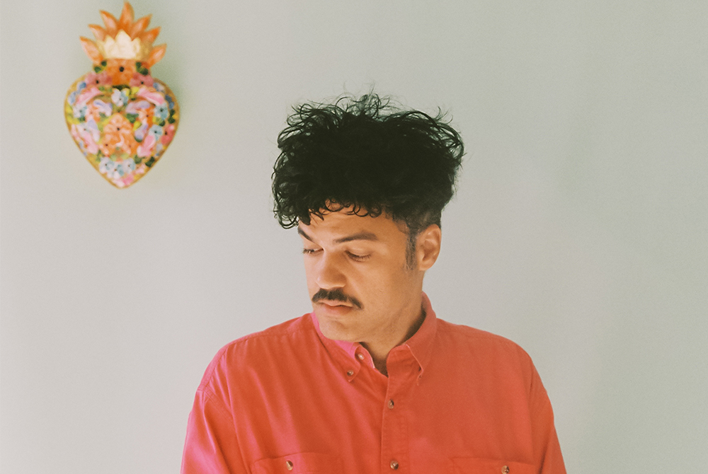 Fotografía promocional de Alex Ferreira