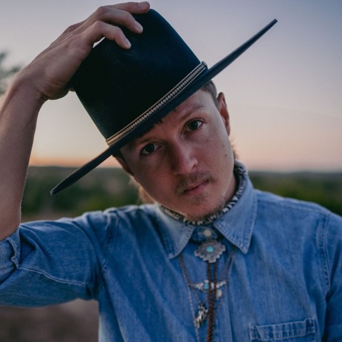 Fotografía promocional de Alex Lambert