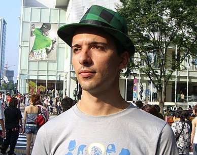 Promotional photograph of Alex Under.