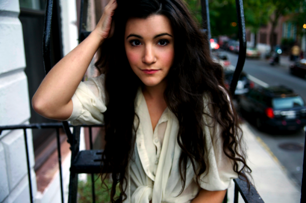 Fotografía promocional de Alex Winston