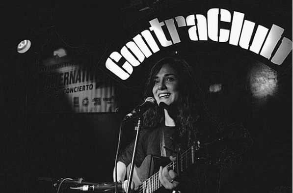 Fotografía promocional de Alicia Castillo