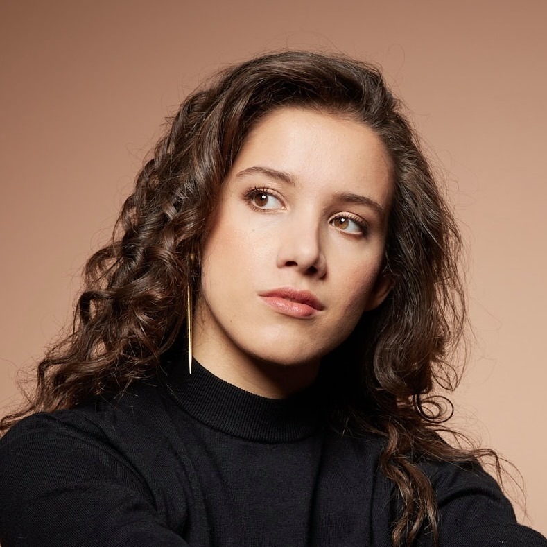 Promofoto von Concierto de Alma Naidu en Bielefeld.