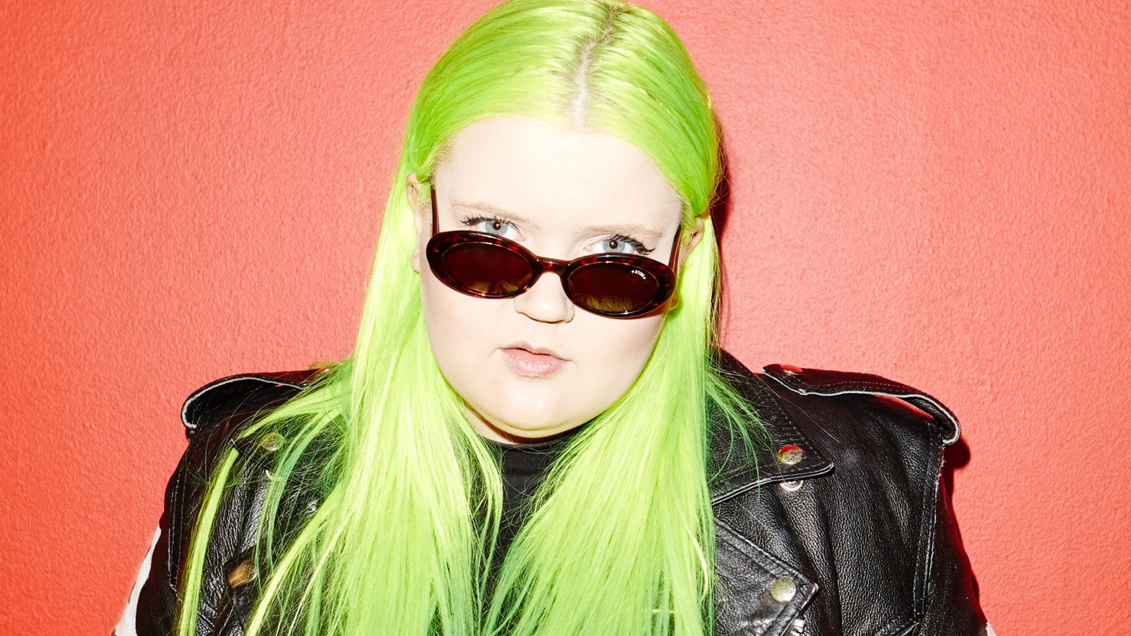 Promotional photograph of Alma.