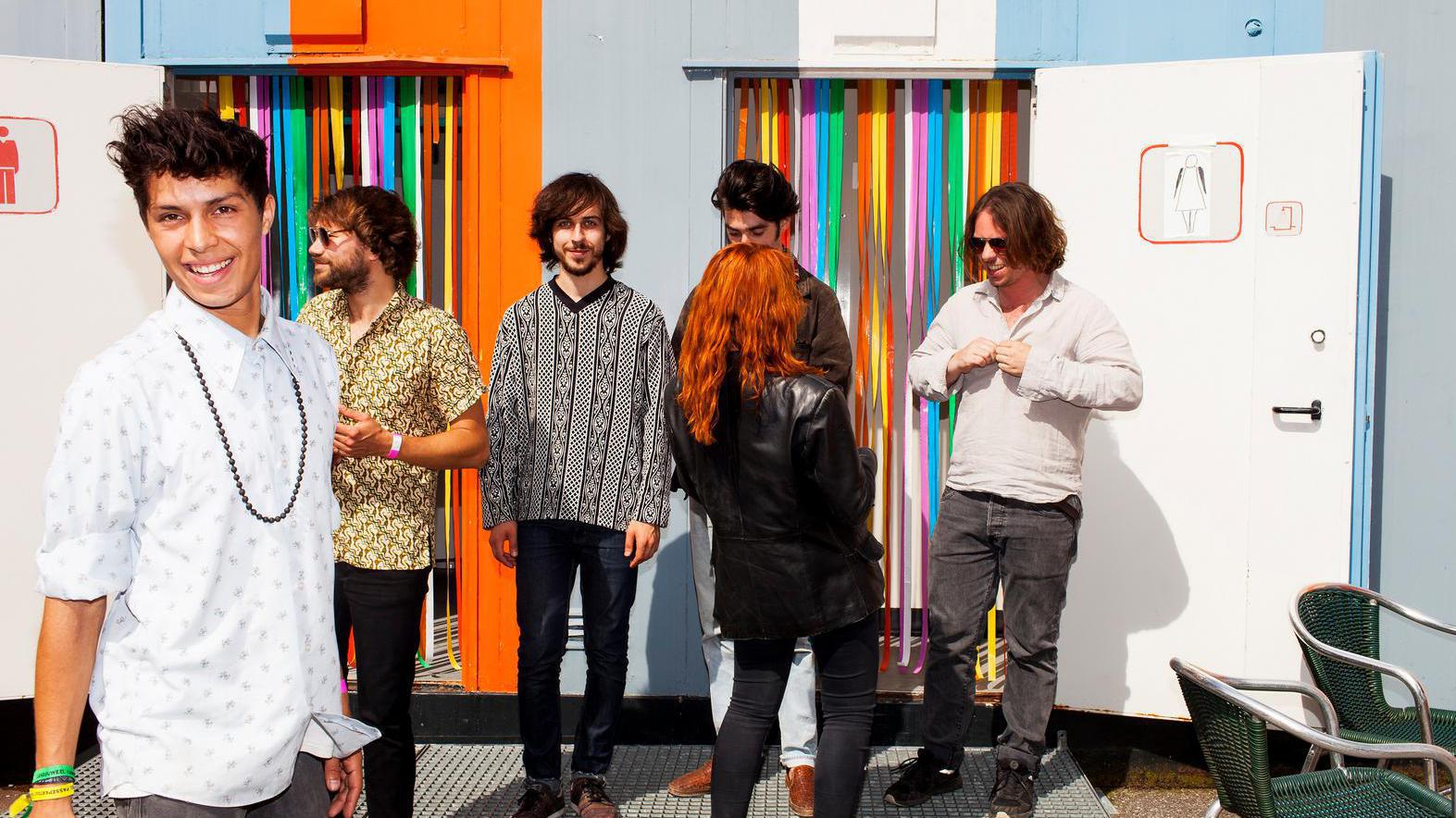 Fotografía promocional de Altin Gün