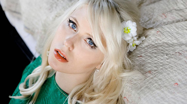 Promofoto von Concierto de Amanda Jenssen + Chris Kläfford en Falkenberg.