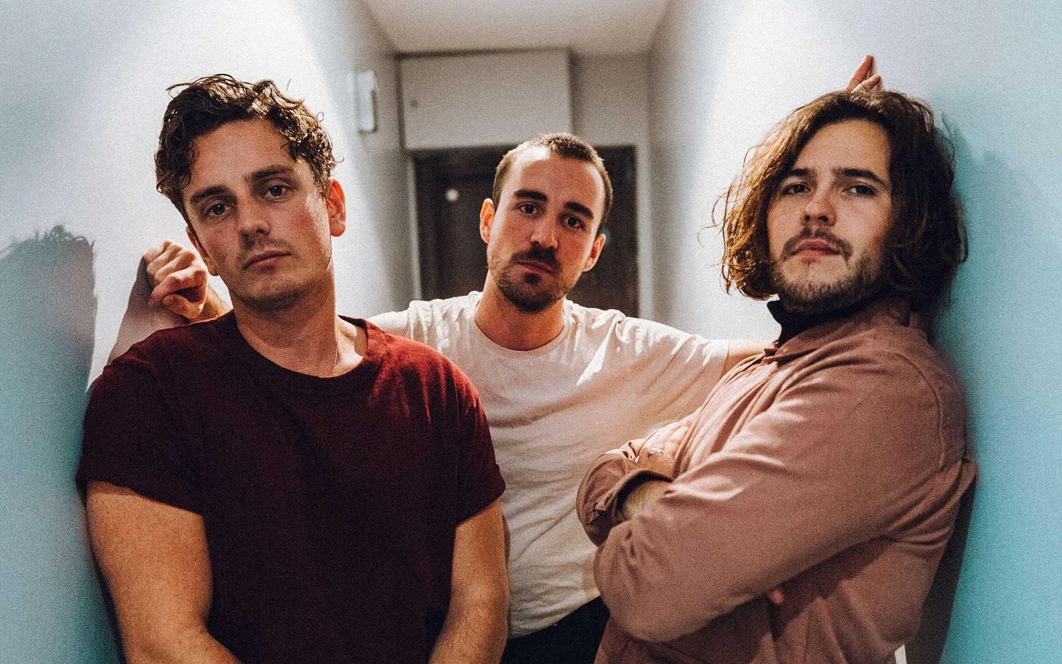 Promotional photograph of Amber Run.