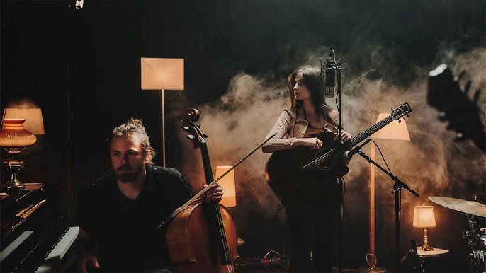 Promofoto von Concierto de Amber & The Moon en Hamburgo.