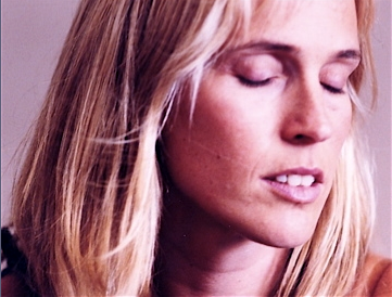 Promotional photograph of Ana Laan.