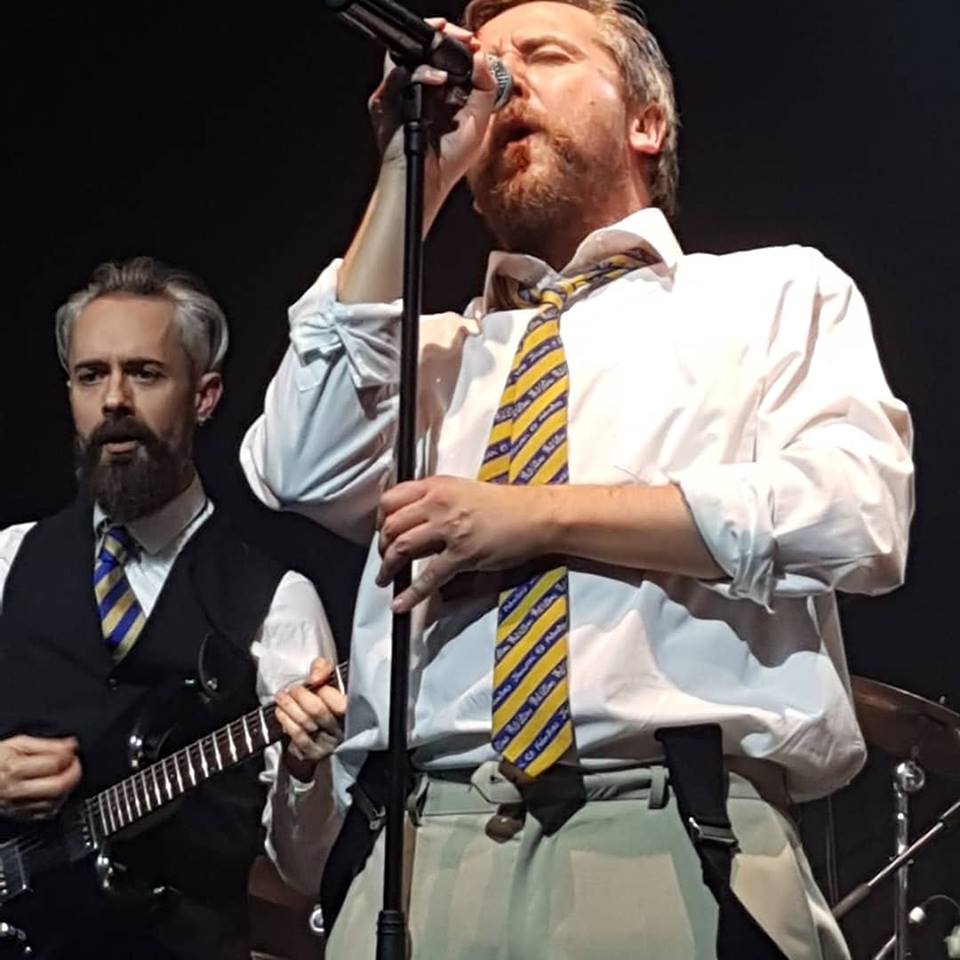 Promofoto von And finally, Phil Collins - Tribute to Phil Collins.