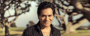 Promotional photograph of Andranik Madadian.