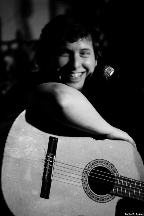 Promofoto von Andrés Lewin.