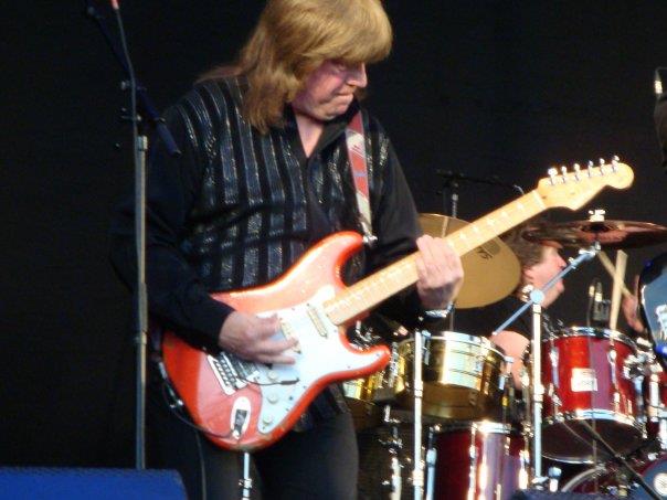 Promotional photograph of Andy Scott Sweet.