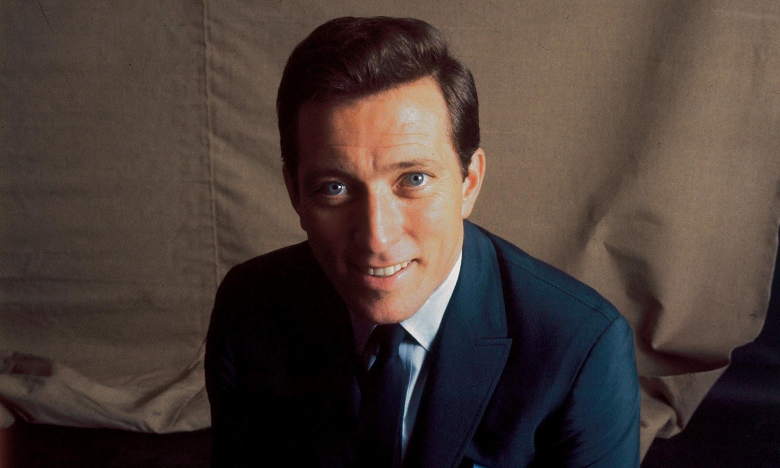 Promotional photograph of Andy Williams.