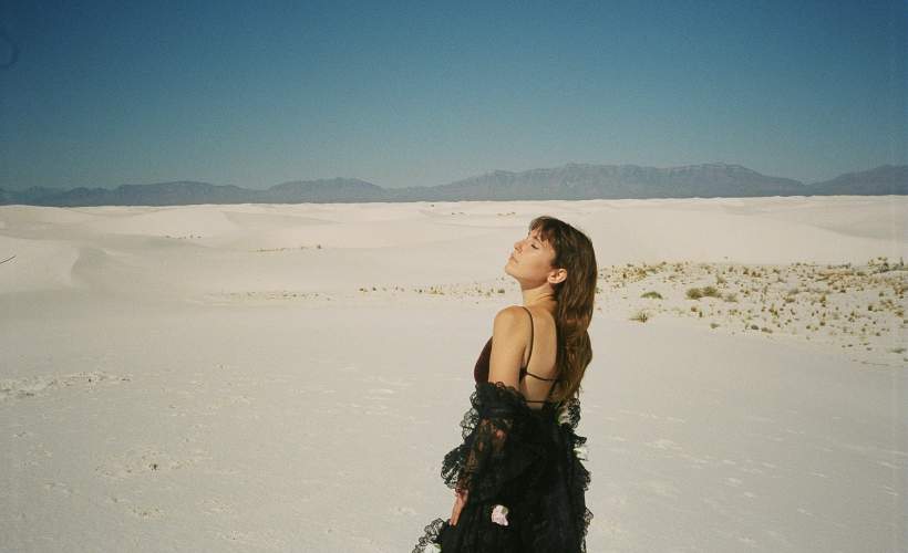 Fotografía promocional de Anemone