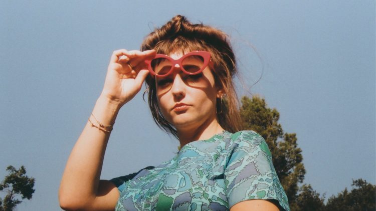 Fotografía promocional de Angel Olsen