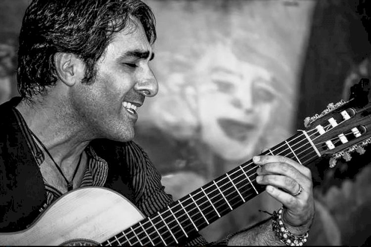 Fotografía promocional de Antonio Martínez Ares