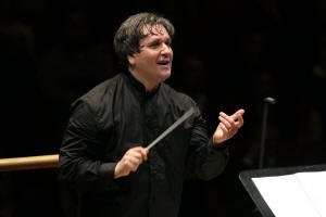 Promotional photograph of Antonio Pappano.