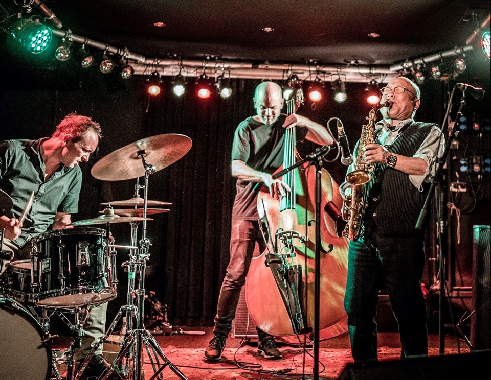 Fotografía promocional de Arashi (Jazz Band)