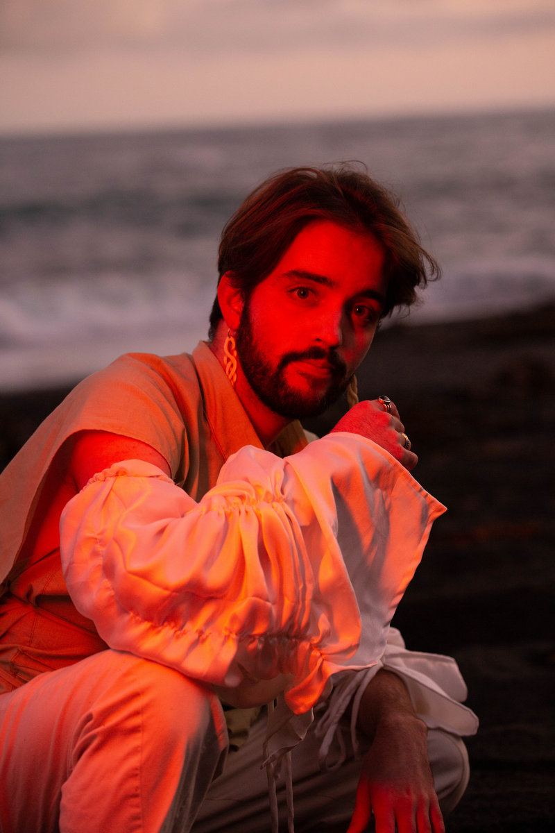 Fotografía promocional de Concierto de Arjuna Oakes en Londres