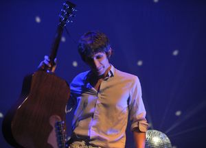 Fotografía promocional de Arnaud Fleurent-Didier