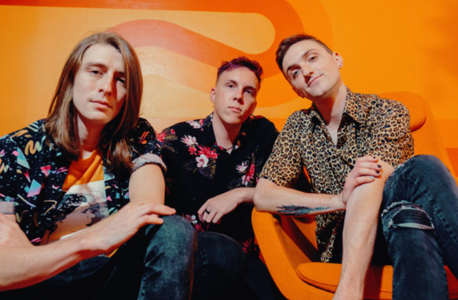 Fotografía promocional de Arrows In Action