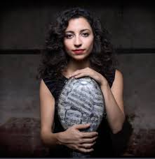 Promofoto von Concierto de Astrig Siranossian en Saint-Rémy-de-Provence.