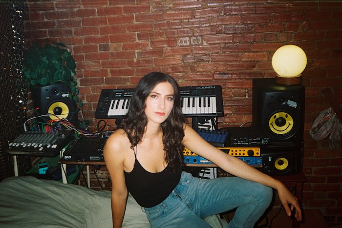 Fotografía promocional de Aurora Halal