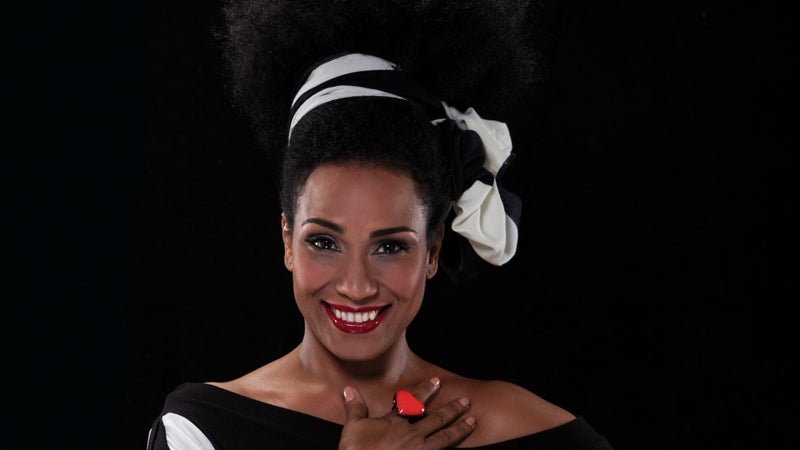 Fotografía promocional de Aymee Nuviola