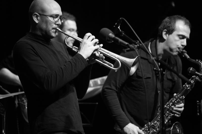 Fotografía promocional de Concierto de Azarine 6 en París