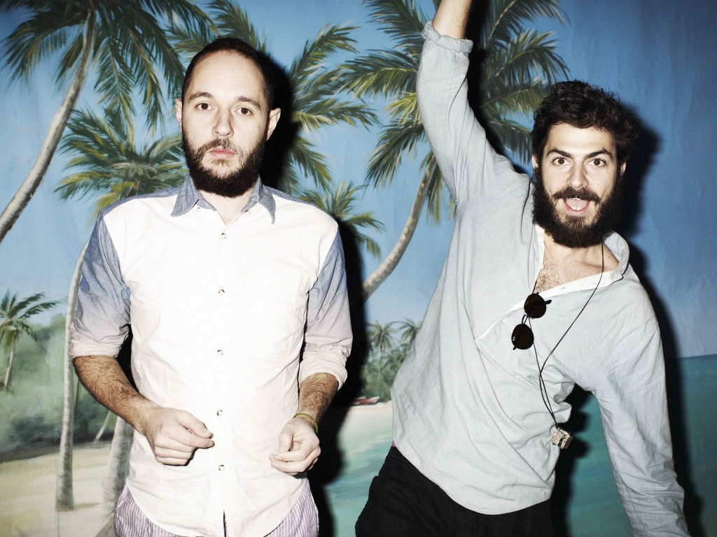 Promofoto von Concierto de Bag Raiders en Chicago.