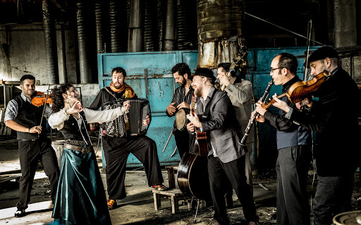 Fotografía promocional de Barcelona Gipsy balKan Orchestra