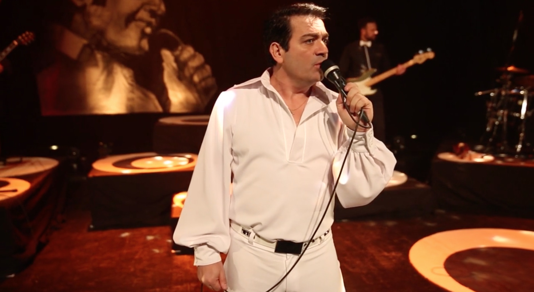 Promotional photograph of Concierto de Benoit Labonte en Quebec City.