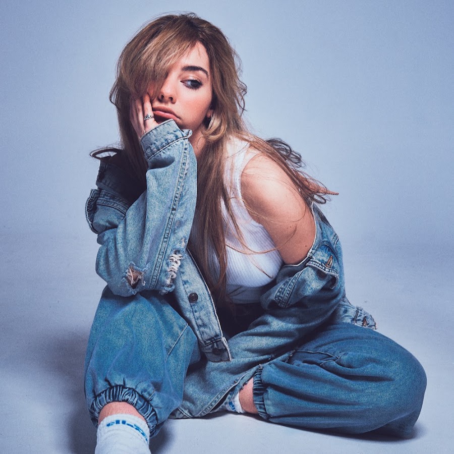 Promofoto von Concierto de Beren Olivia en Londres.